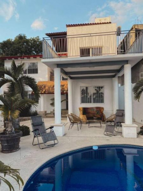 Casa sola con alberca privada